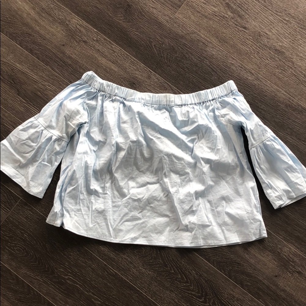🛍Light blue off the shoulder top
